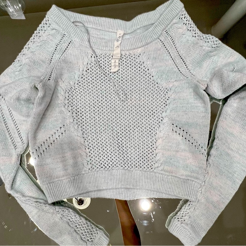 Lululemon Crop Sweatshirt